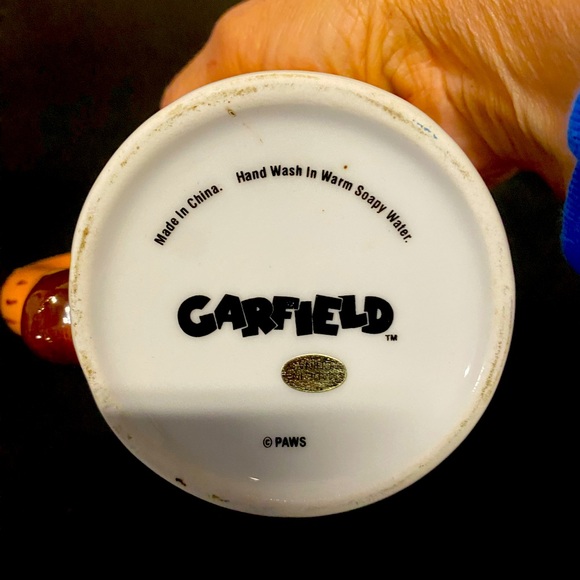 GARFIELD THE CAT COFFEE 3D MUG. CAT TALL AS HANDLE - Picture 5 of 8